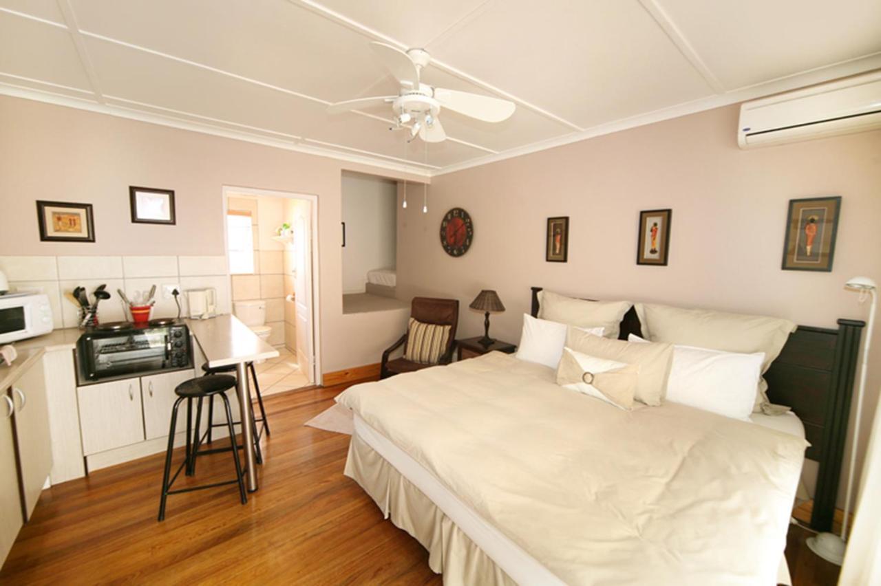 Nahoon Bed & Breakfast East London Zimmer foto