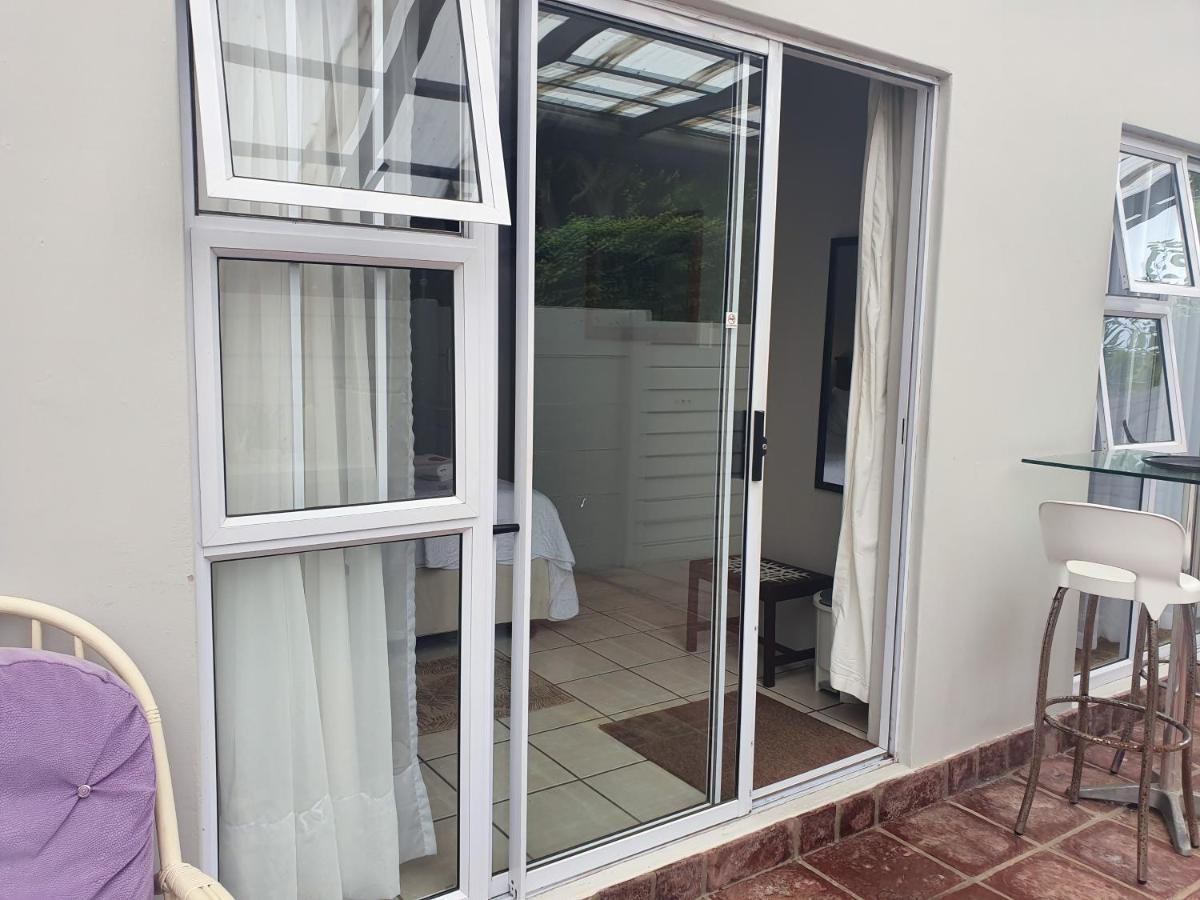 Nahoon Bed & Breakfast East London Exterior foto
